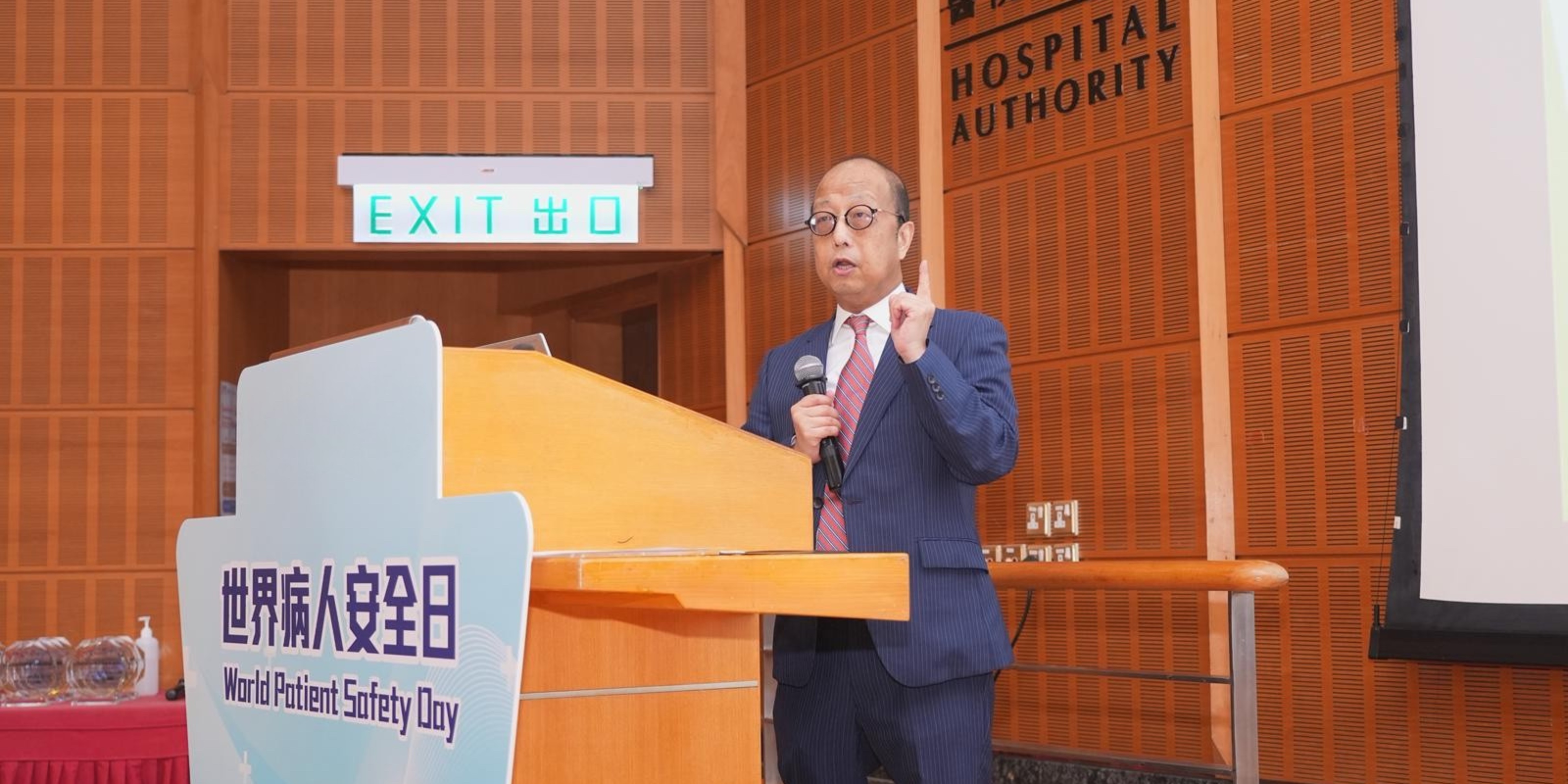 

<!-- THEME DEBUG -->
<!-- THEME HOOK: 'field' -->
<!-- FILE NAME SUGGESTIONS:
   ▪️ field--node--title--news-and-events.html.twig
   ✅ field--node--title.html.twig
   ▪️ field--node--news-and-events.html.twig
   ▪️ field--title.html.twig
   ▪️ field--string.html.twig
   ▪️ field.html.twig
-->
<!-- 💡 BEGIN CUSTOM TEMPLATE OUTPUT from 'themes/custom/whokap/templates/field/field--node--title.html.twig' -->
From Data Point to Talent Pipeline:  Capitalizing on the Wisdom of Lived Experience
<!-- END CUSTOM TEMPLATE OUTPUT from 'themes/custom/whokap/templates/field/field--node--title.html.twig' -->

