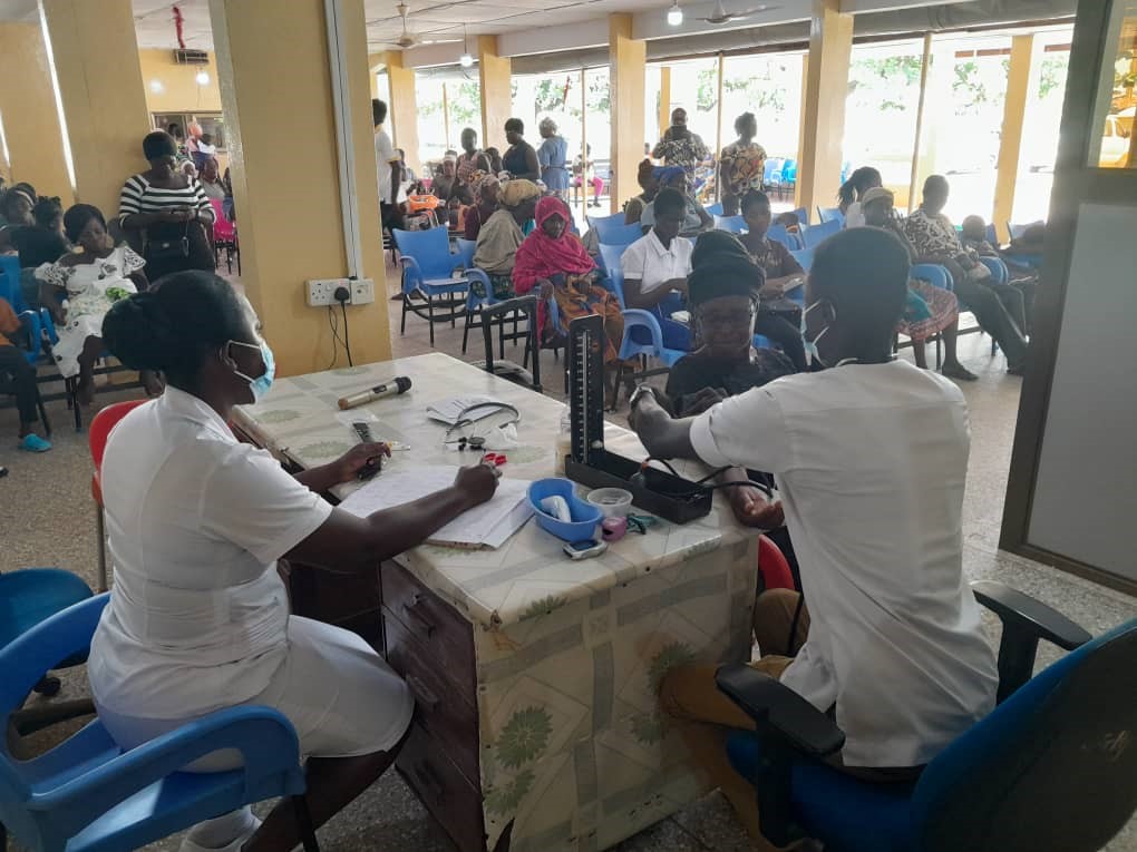 Empowering health workers and mobilizing communities to improve early detection and  treatment of noncommunicable diseases in Ghana